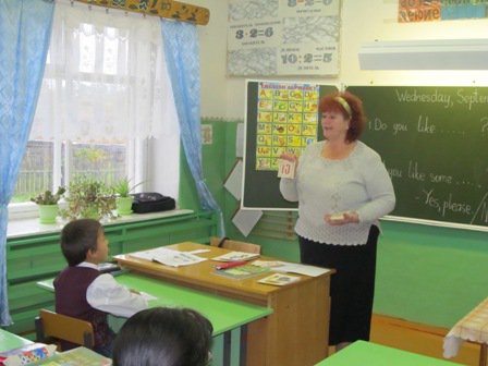 Открытый урок дает Гребенщикова Т.Н. 